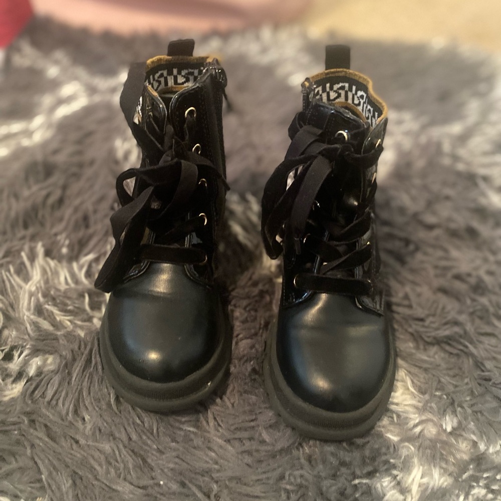 Toddler Girl’s River Island Boots 9c